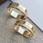 Par de Alianças de Moedas Antigas Chanfrada 7MM Friso Jateada