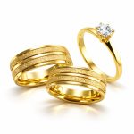 Par de Alianças Banhadas Reta 8MM Jateada