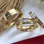 Par Alianças de Moedas Antiga Reta 7MM Trabalhada com Pedras