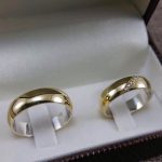 Par de Alianças Moedas Antigas Abaulada 6MM e Pedras