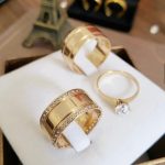 Par de Alianças Reta 10MM com Pedras de Zirconia Cravejadas - Duas Carreiras