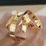 Par de Alianças Moedas Antigas Reta 5MM dois Frisos Aberto